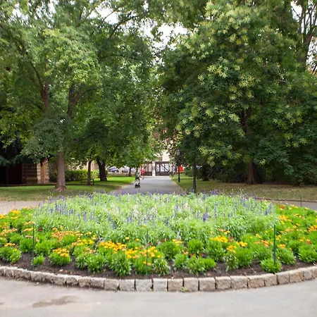 Rostovska 21 - Historic By Grebovka Park Ns17,27 프라하